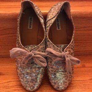 🖤WORN TWICE Glitter Leopard Ballet Flats🖤